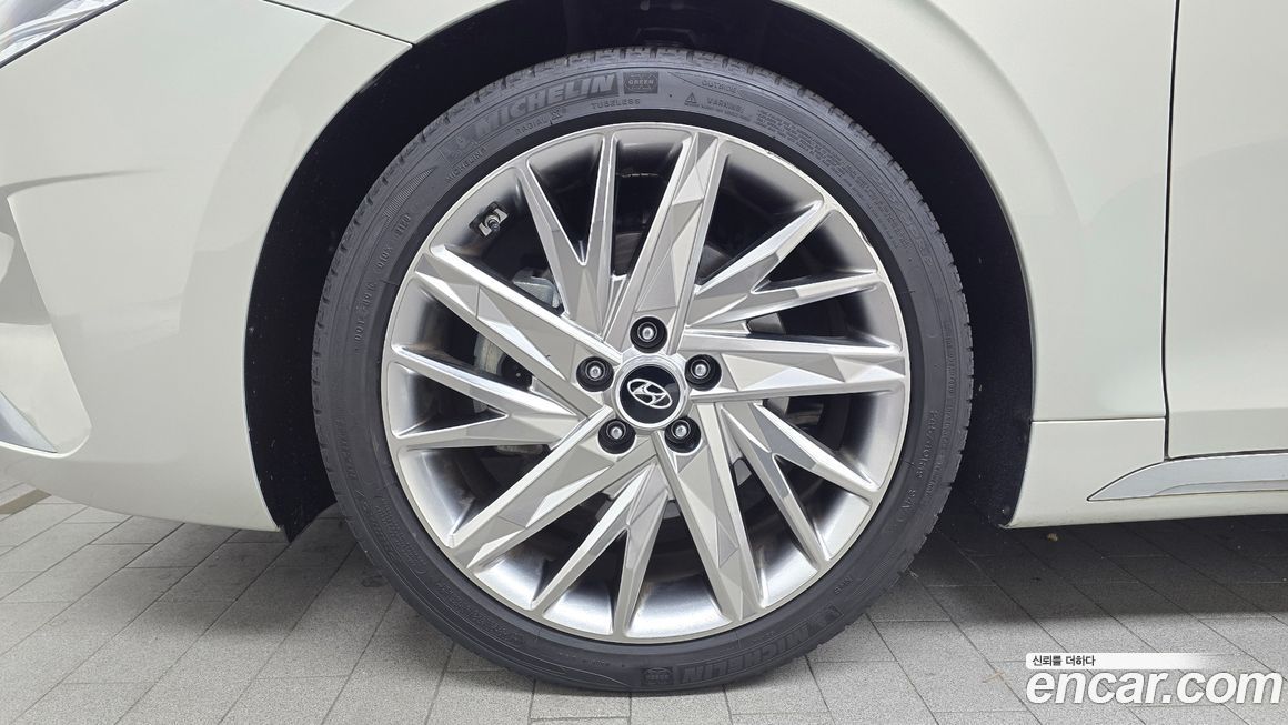 Hyundai Grandeur 2020