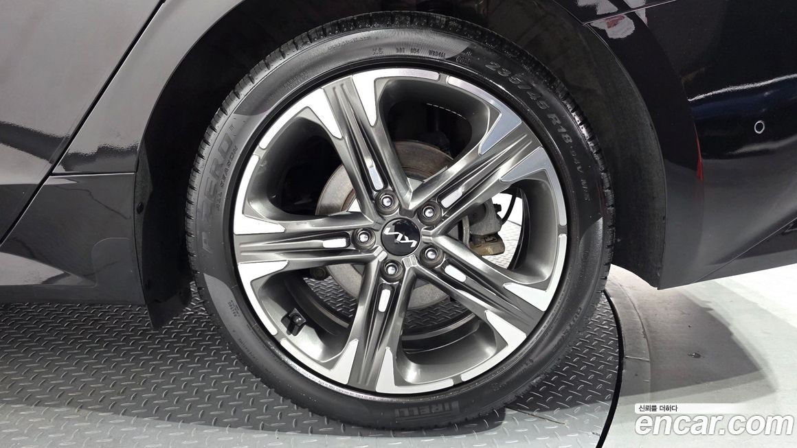 Kia K5 2023