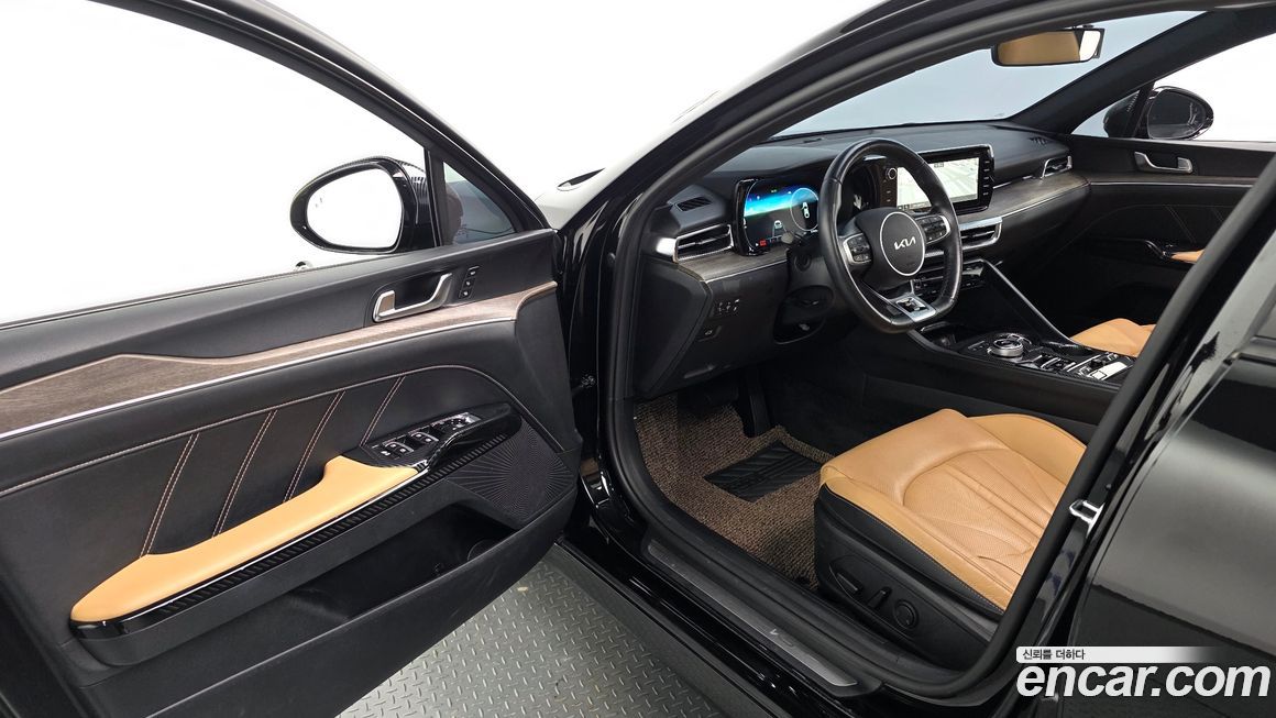 Kia K5 2023