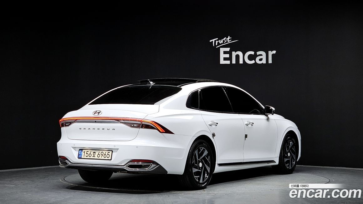 Hyundai Grandeur 2022