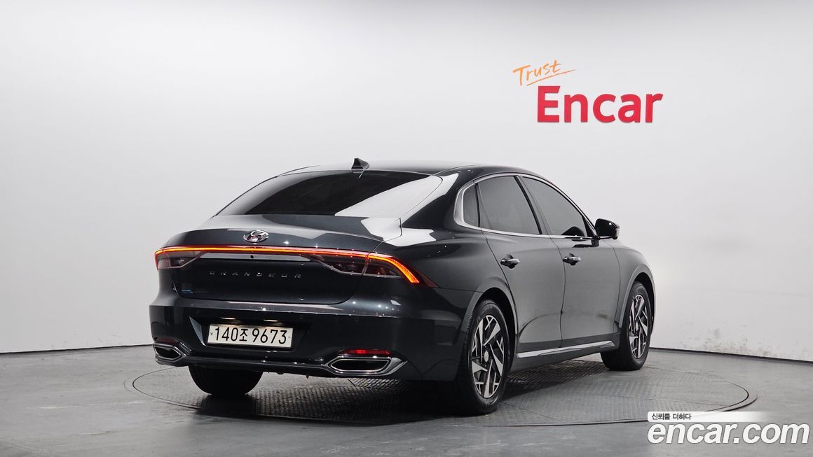 Hyundai Grandeur 2022