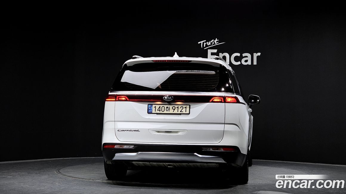 Kia Canival 2021