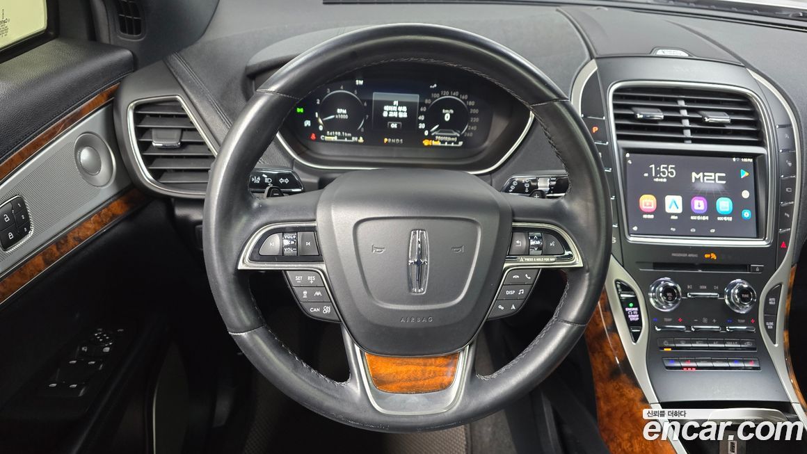 Lincoln Nautilus 2020