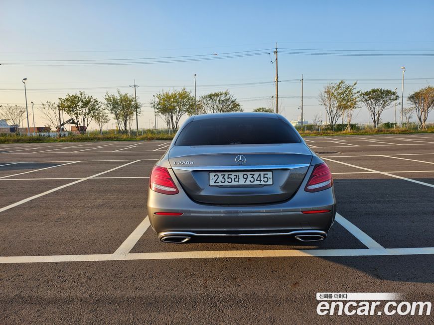 Mercedes-Benz E-Class 2019