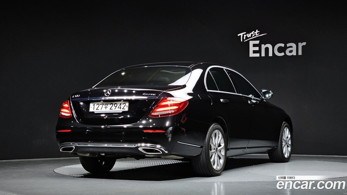 Mercedes-Benz E-Class 2019