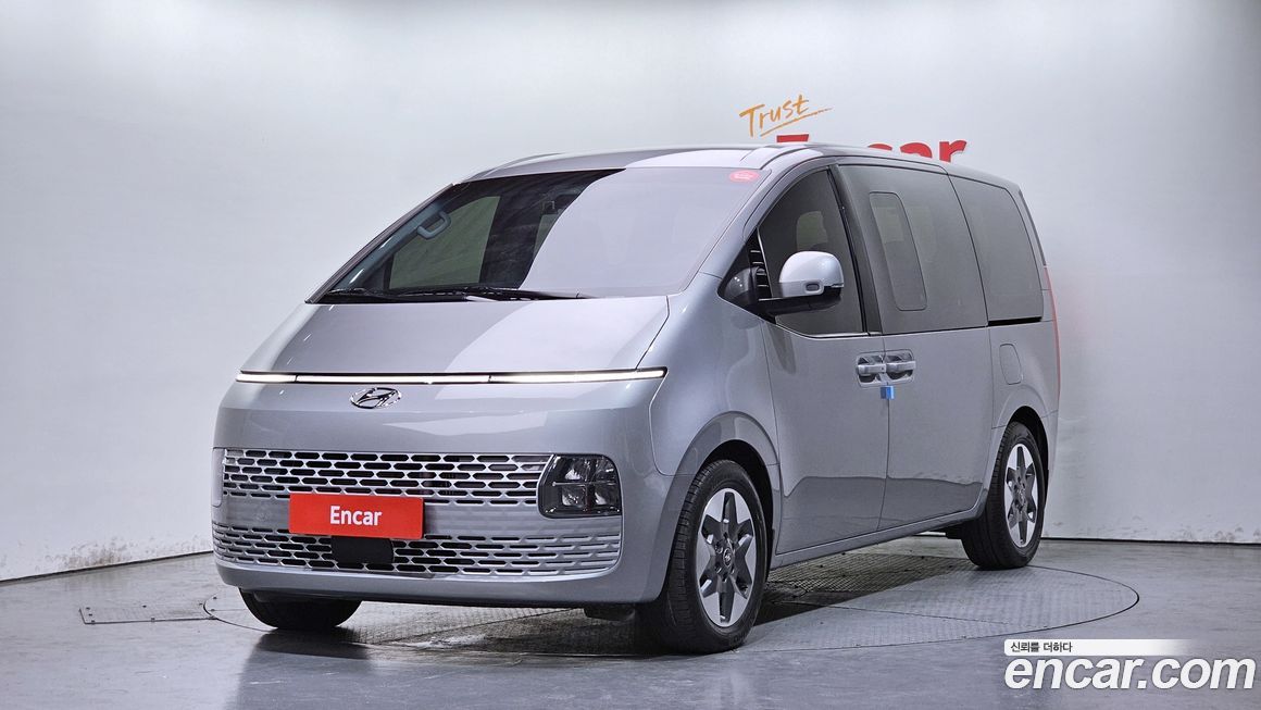 Hyundai Staria 2023