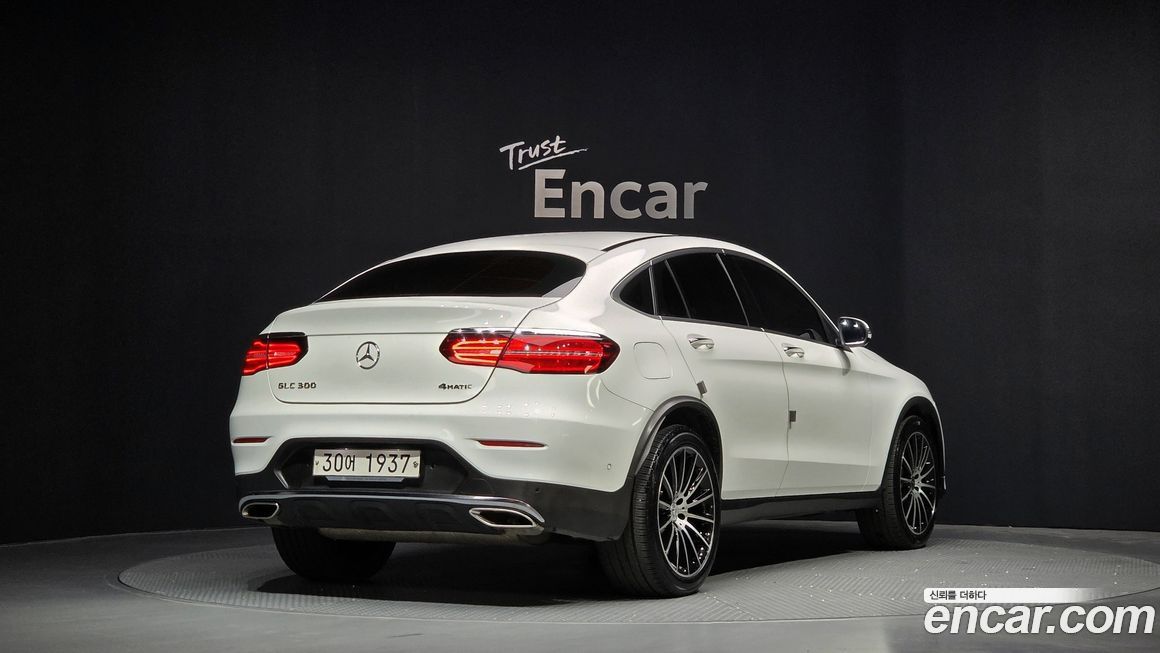 Mercedes-Benz GLC-Class 2019