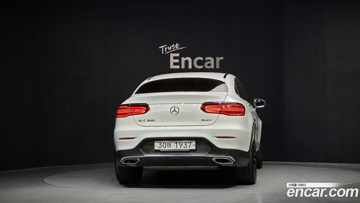 Mercedes-Benz GLC-Class 2019