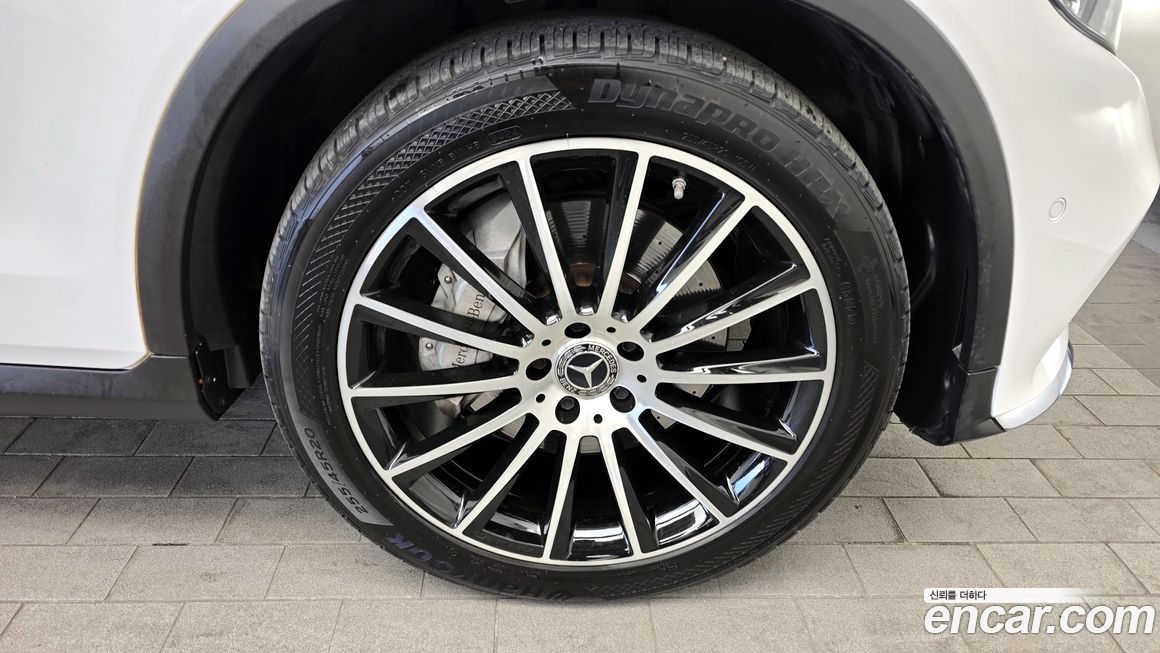 Mercedes-Benz GLC-Class 2019