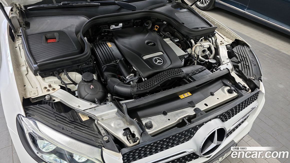 Mercedes-Benz GLC-Class 2019