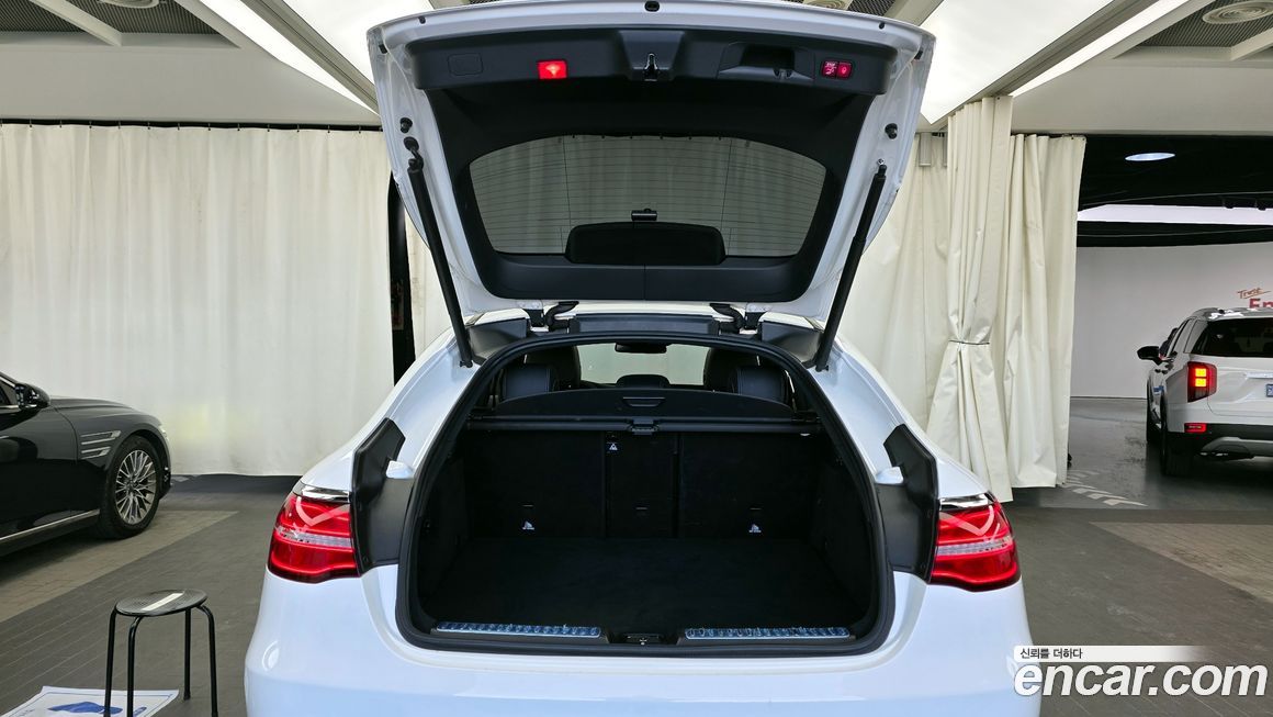 Mercedes-Benz GLC-Class 2019