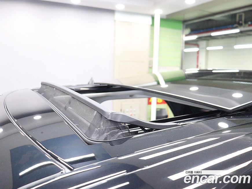 Land Rover Discovery 2020