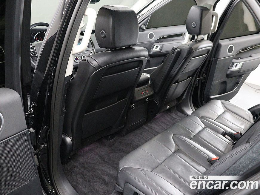 Land Rover Discovery 2020