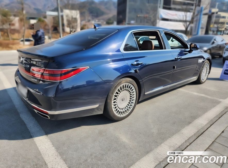 Genesis G90 2020