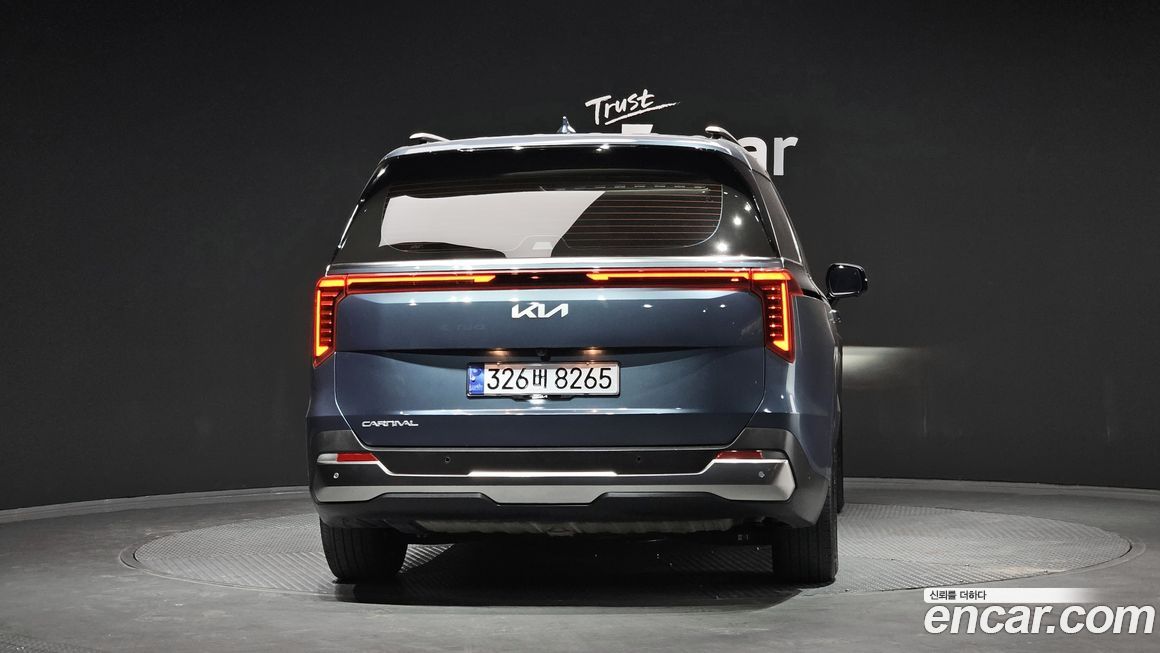 Kia Canival 2024