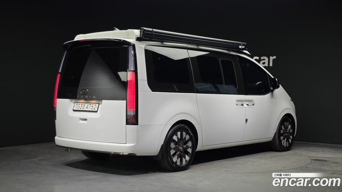Hyundai Staria 2024