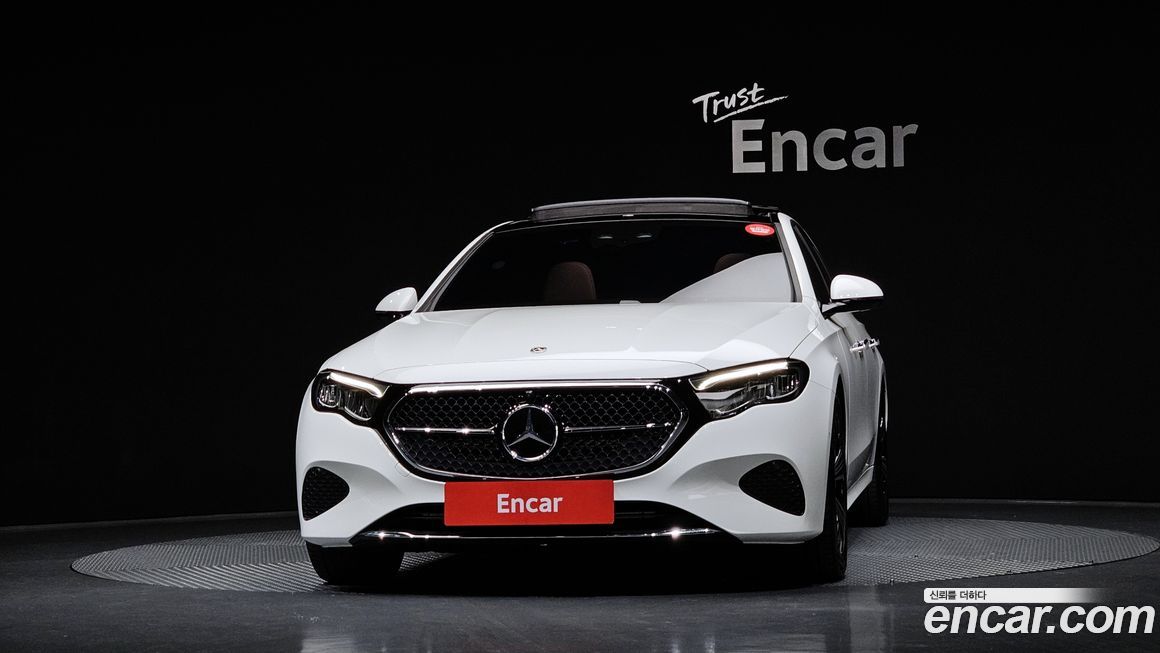 Mercedes-Benz E-Class 2024