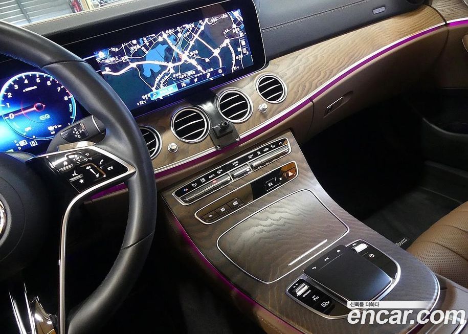 Mercedes-Benz E-Class 2023