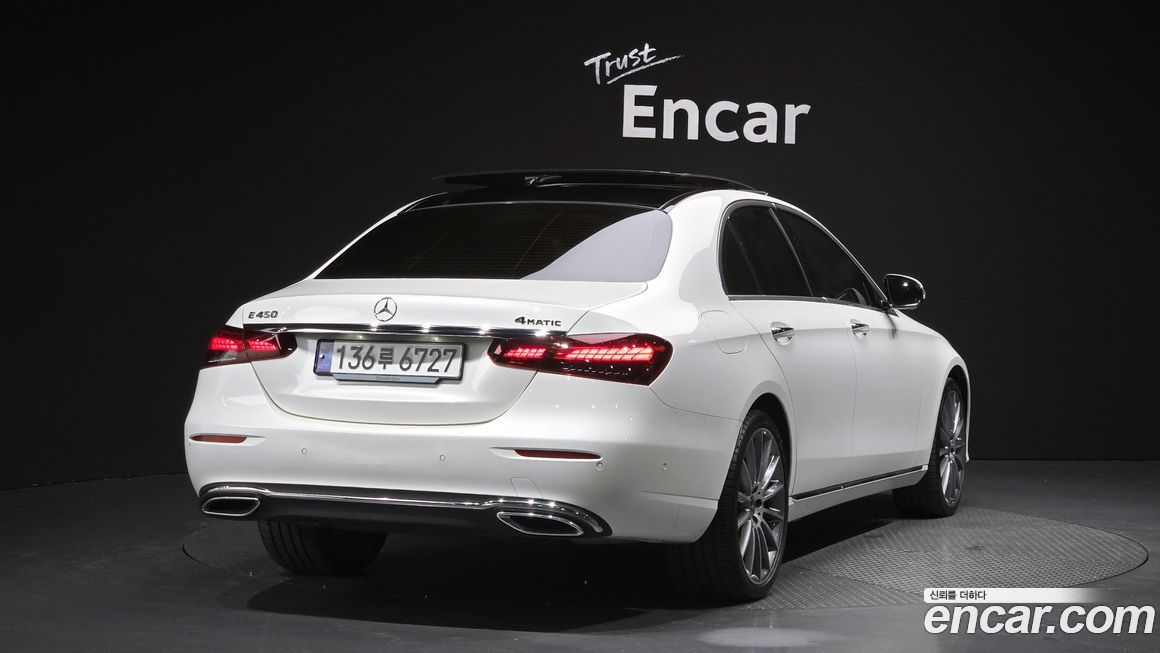 Mercedes-Benz E-Class 2023