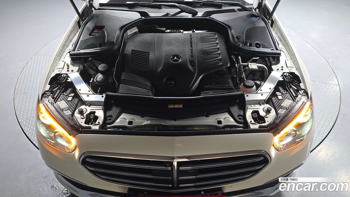 Mercedes-Benz E-Class 2023