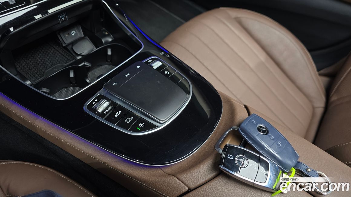 Mercedes-Benz E-Class 2023