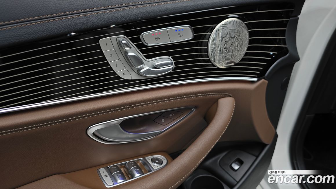 Mercedes-Benz E-Class 2023