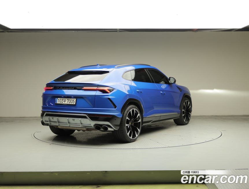 Lamborghini Urus 2020