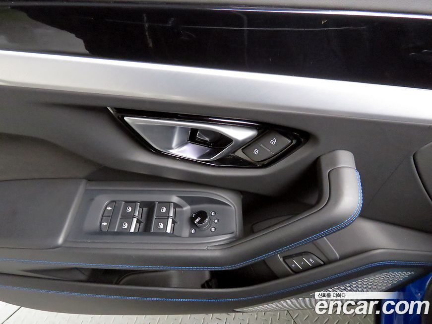 Lamborghini Urus 2020