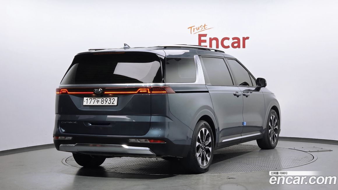 Kia Canival 2021