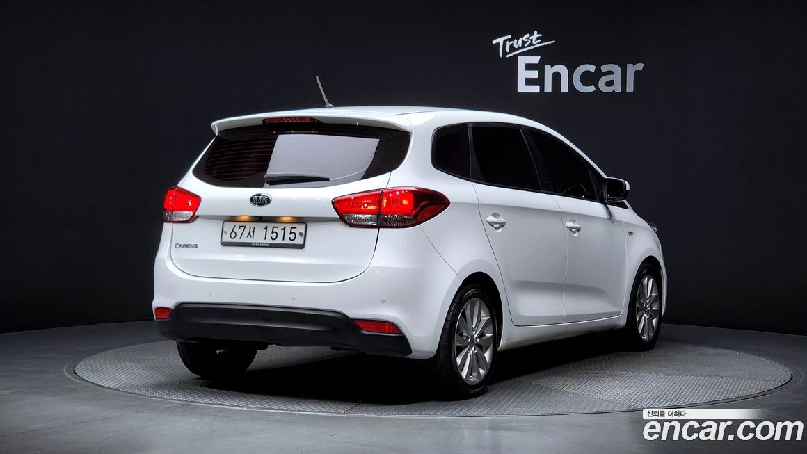 Kia Carens 2015