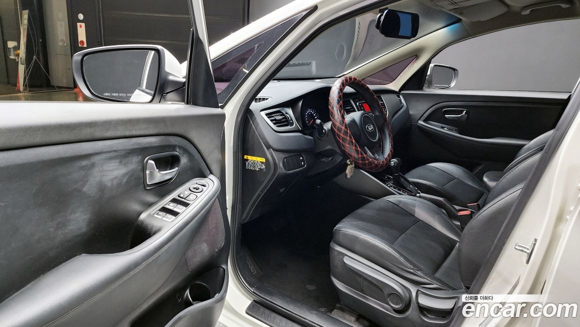 Kia Carens 2015