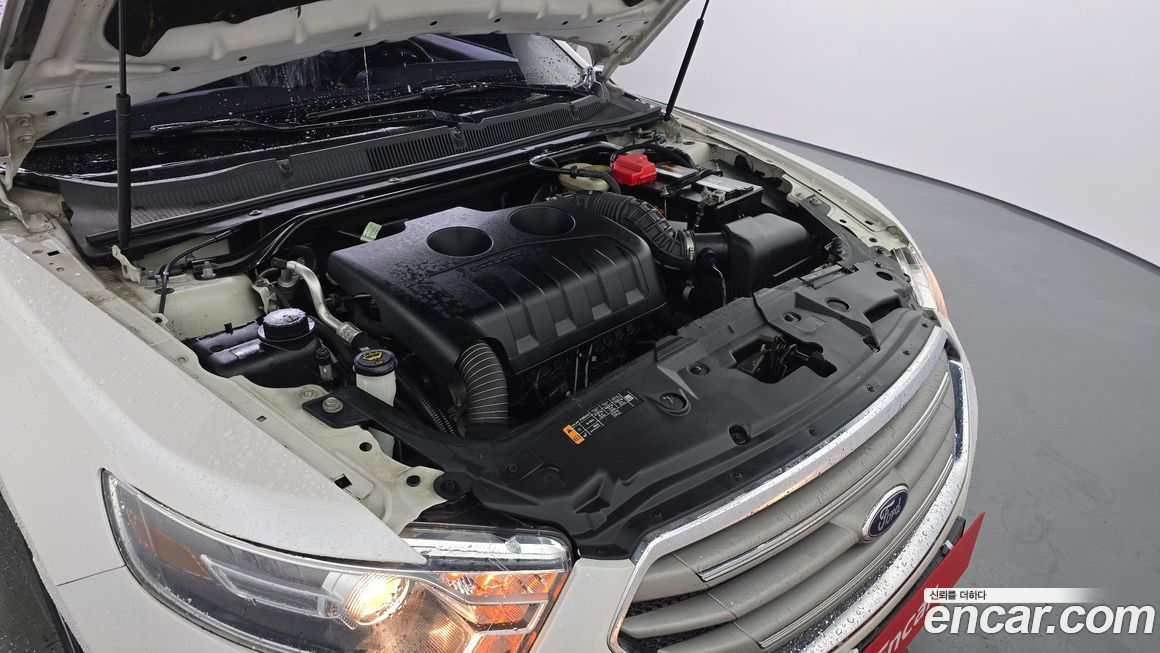 Ford Taurus 2016