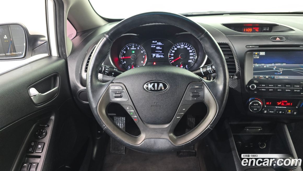 Kia K3 2015