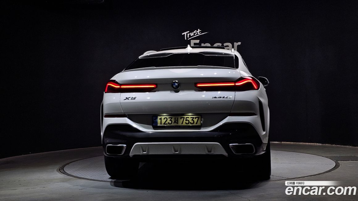 BMW X6 2023