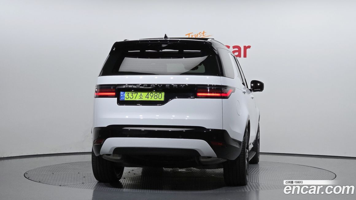 Land Rover Discovery 2025