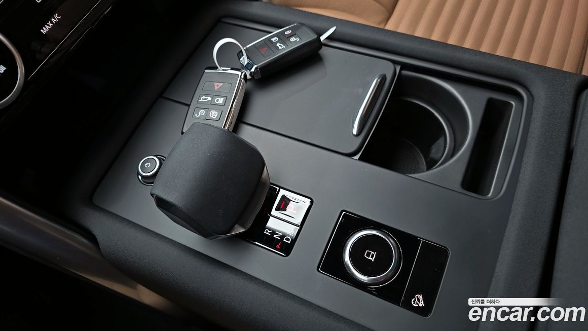 Land Rover Discovery 2025