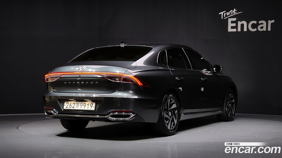 Hyundai Grandeur 2022