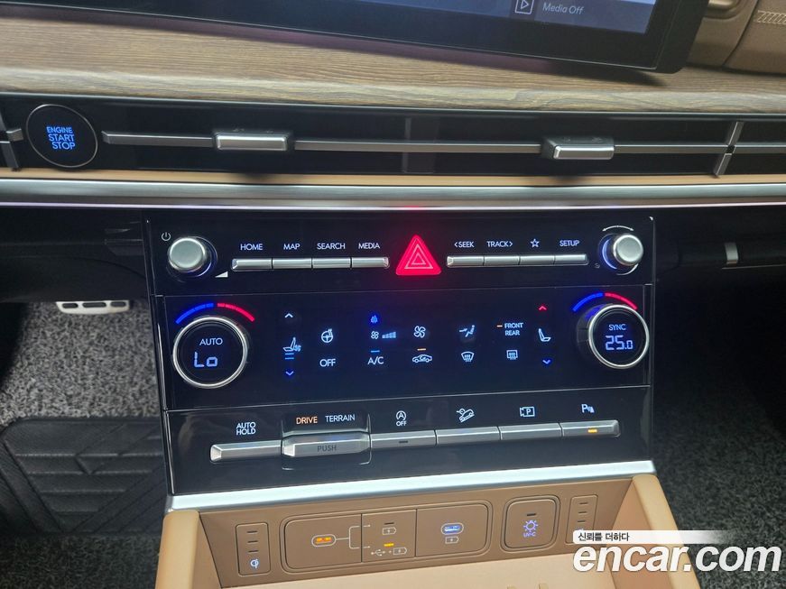 Hyundai Santafe 2024