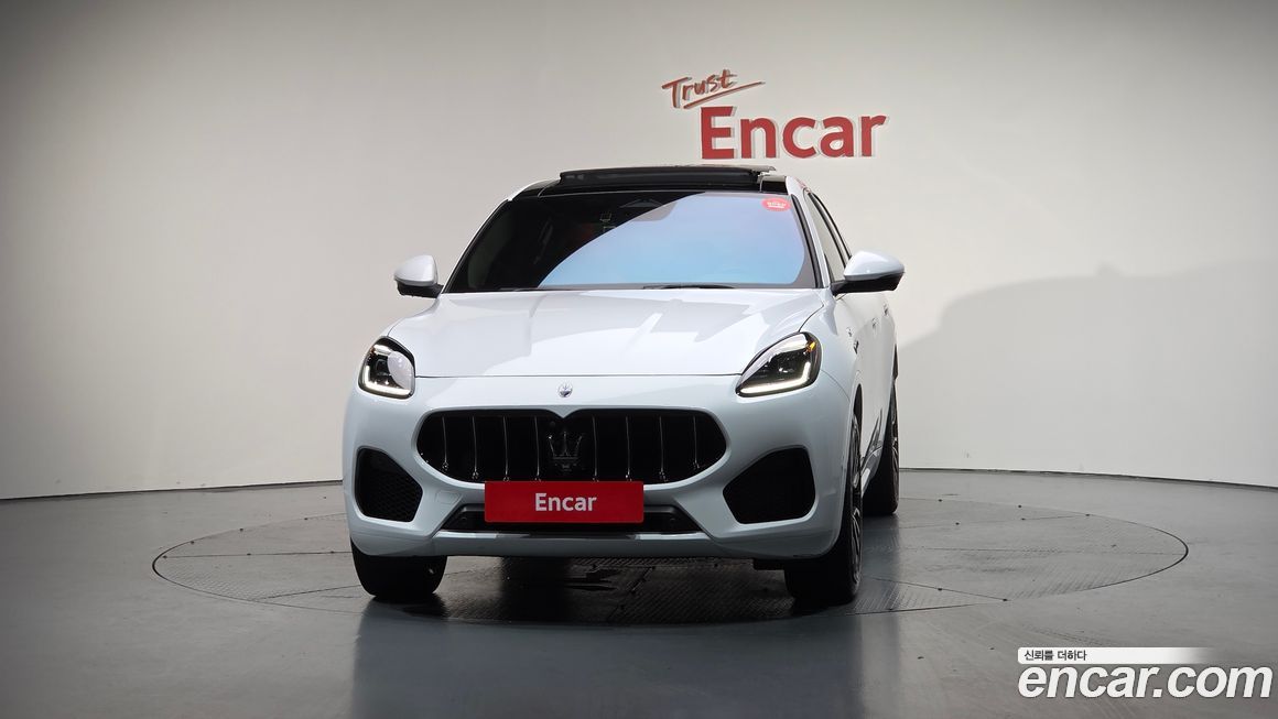 Maserati Grecale 2023