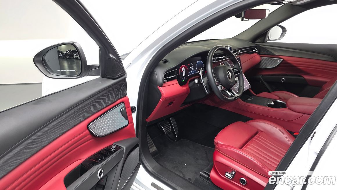 Maserati Grecale 2023