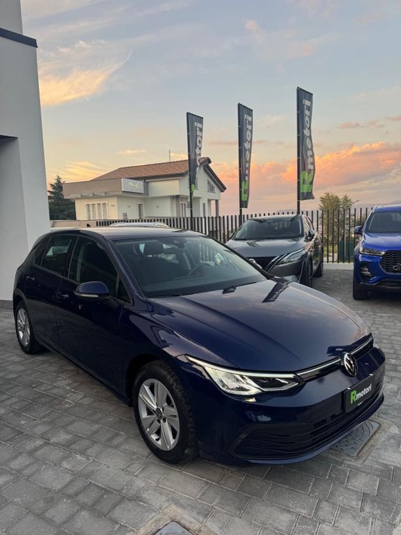 Volkswagen Golf 2021