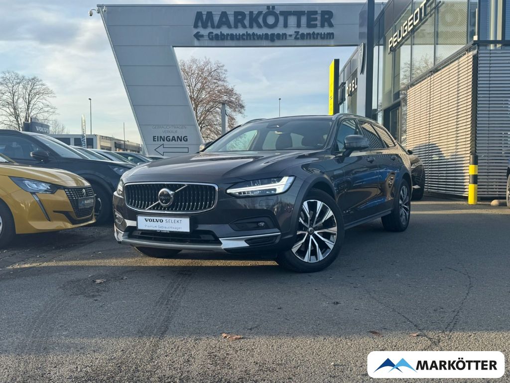 Volvo V90 2022