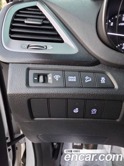 Hyundai Santafe 2016