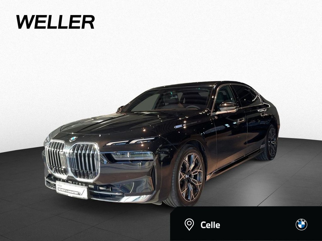 BMW 740 2024