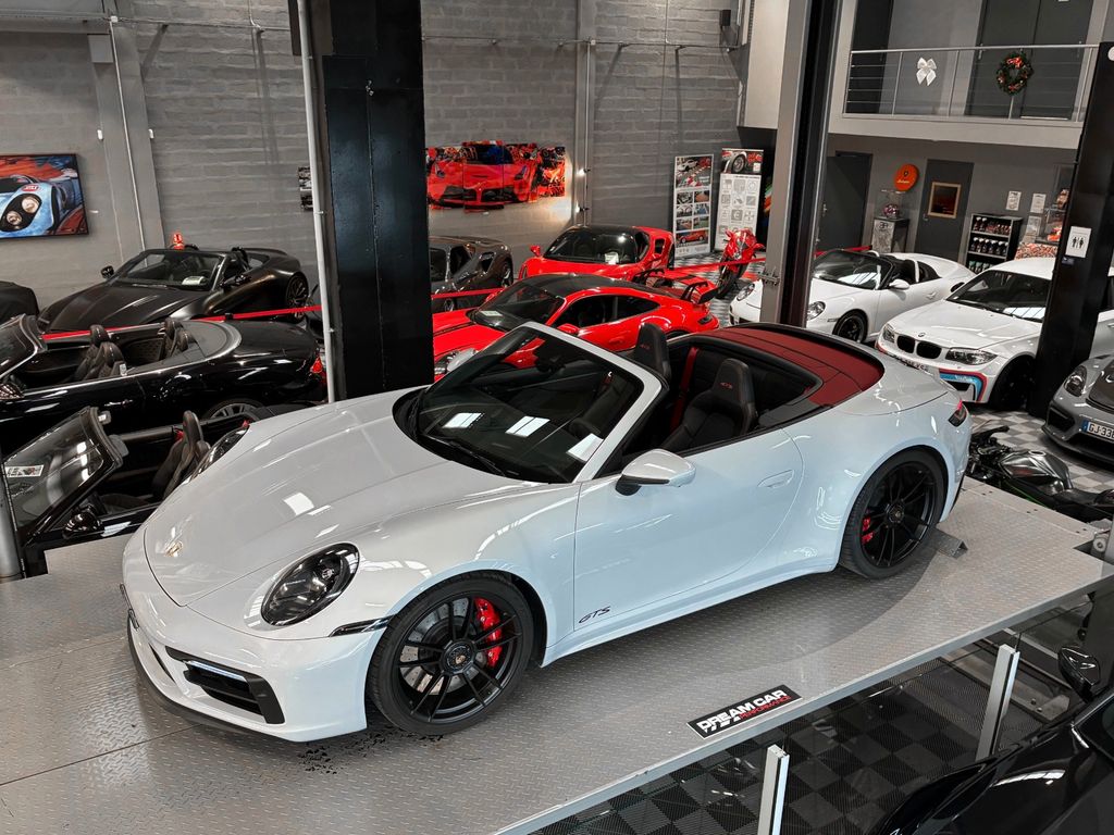 Porsche 992 2024