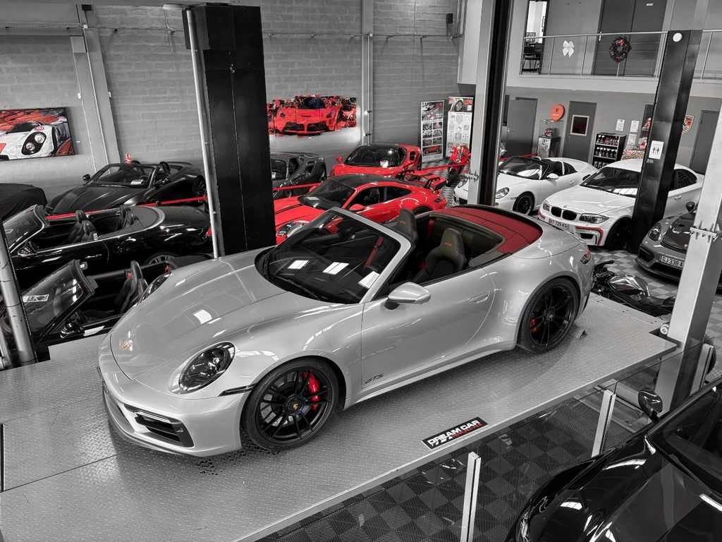 Porsche 992 2024
