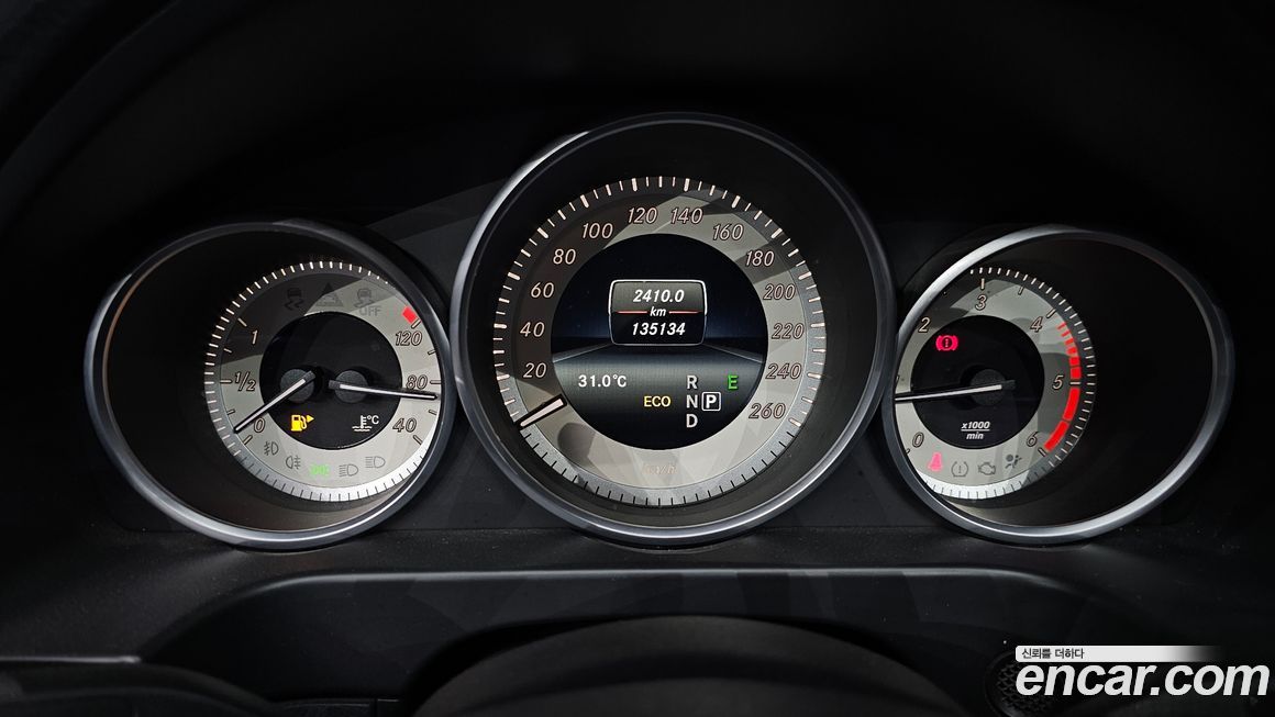 Mercedes-Benz E-Class 2016