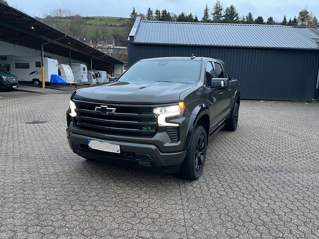Chevrolet Silverado 2025