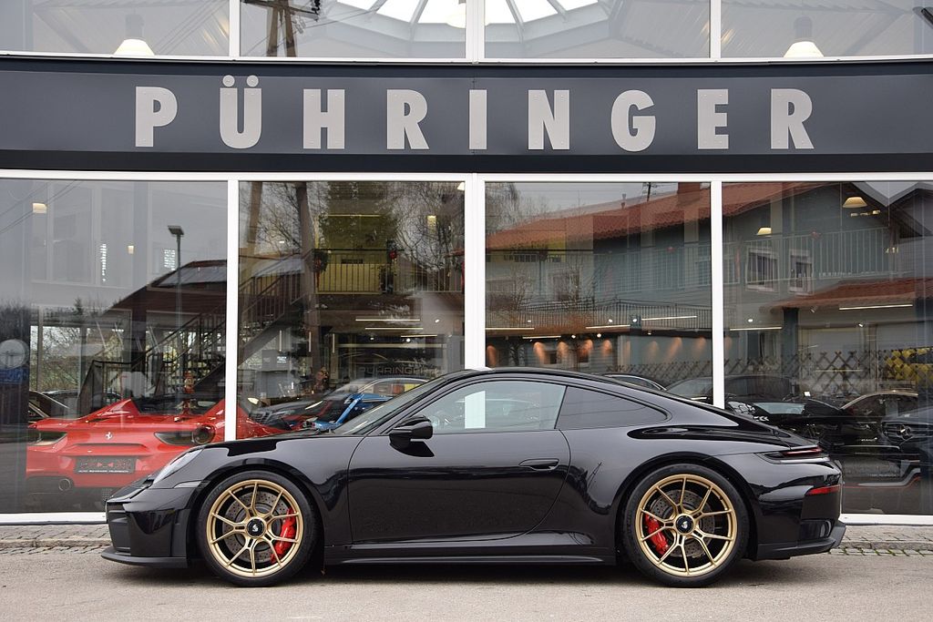 Porsche 992 2025
