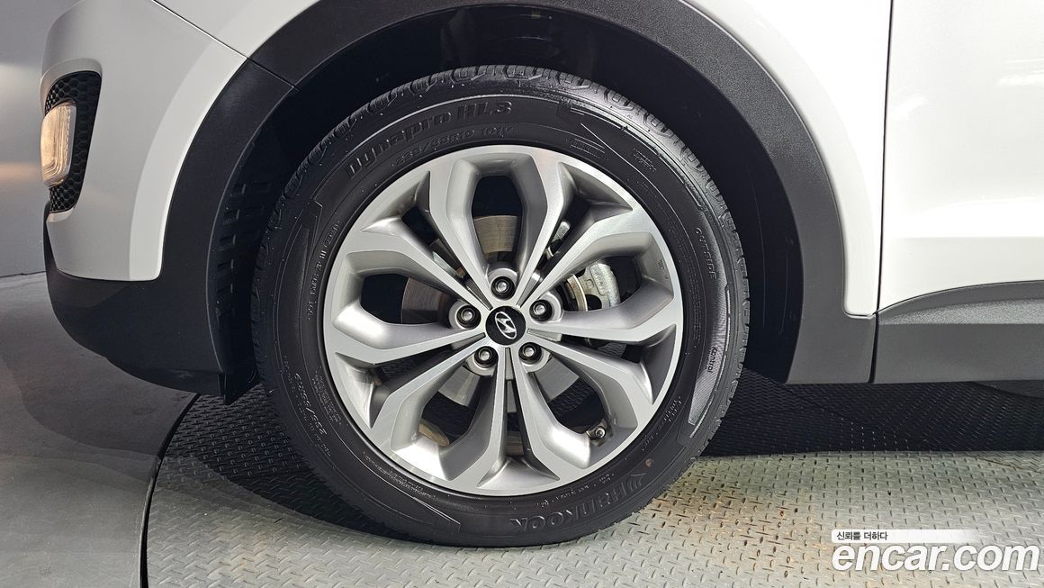 Hyundai Santafe 2015